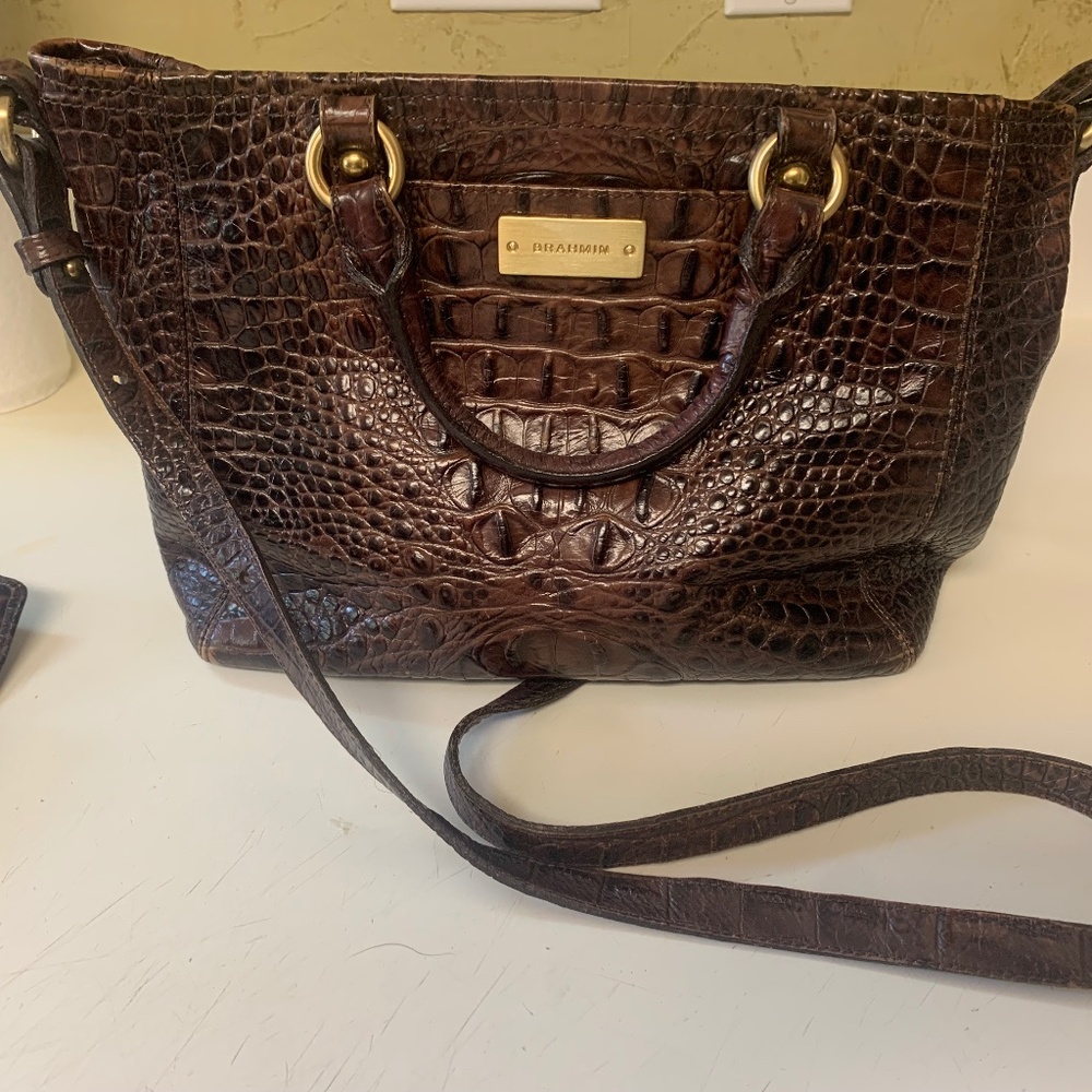 Brahmin medium size handbag and wallet